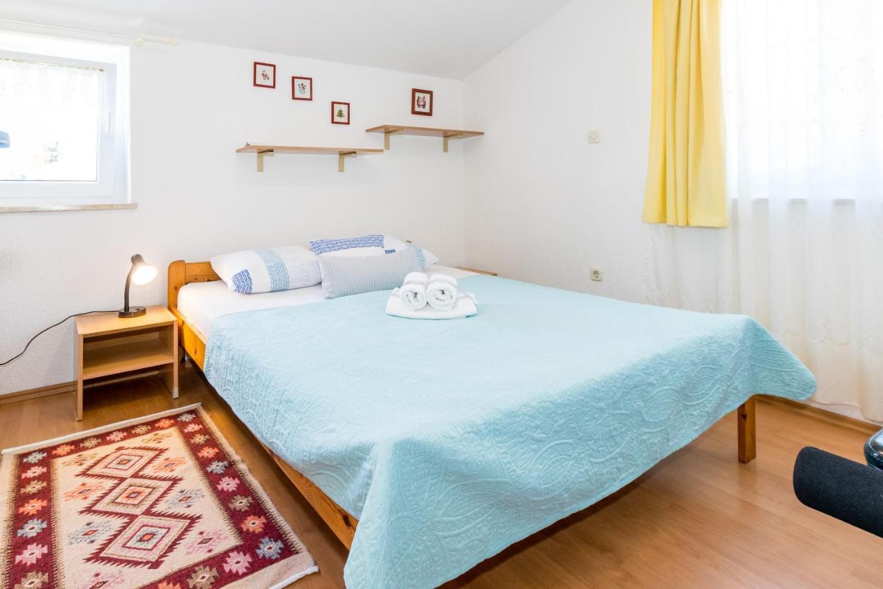 Cozy Apartments Emina Near The Sea เปรมันตูรา ภายนอก รูปภาพ