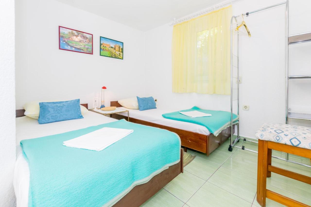 Cozy Apartments Emina Near The Sea เปรมันตูรา ภายนอก รูปภาพ